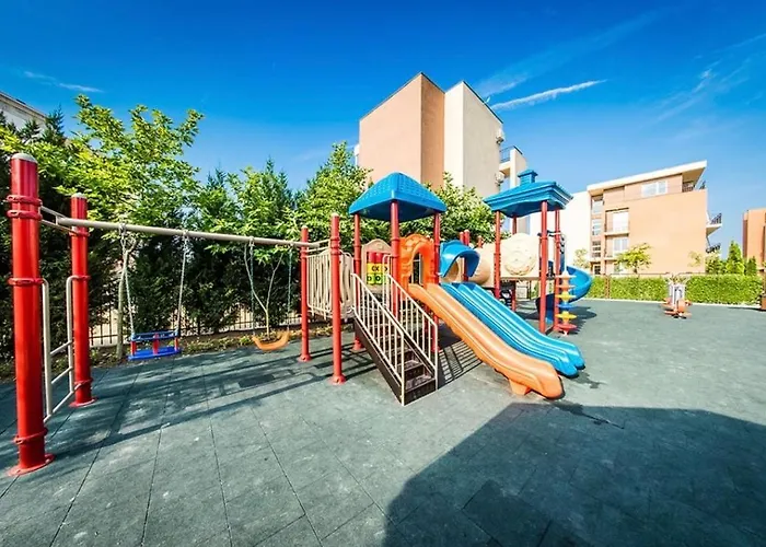 Near The Center アパート サニービーチ